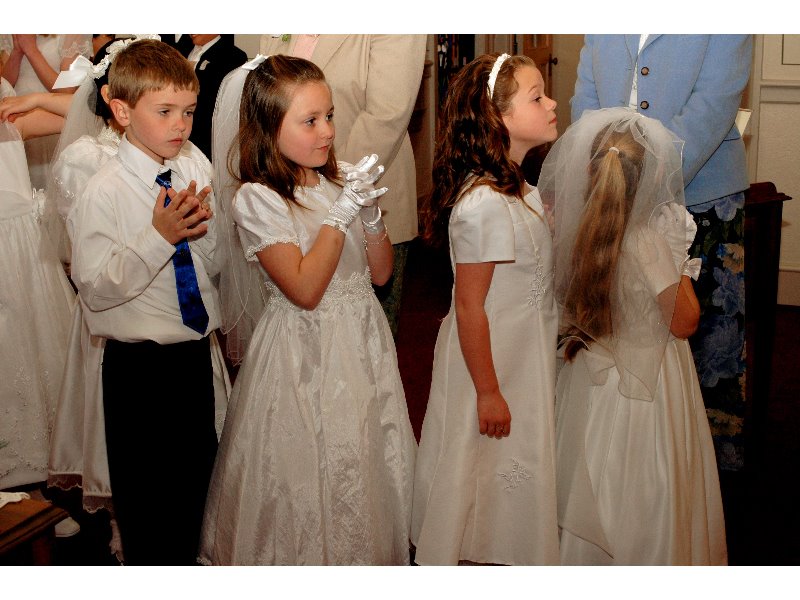 060422_first_communion_013.jpg