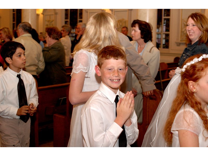 060422_first_communion_024.jpg