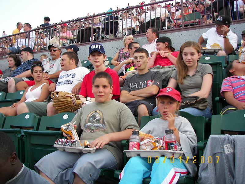 070801_pawsox_game_011.jpg