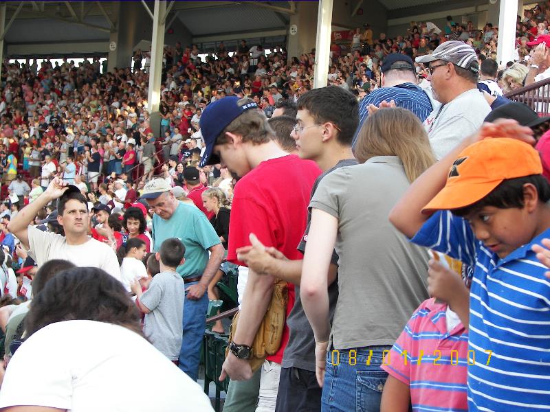 070801_pawsox_game_016.jpg