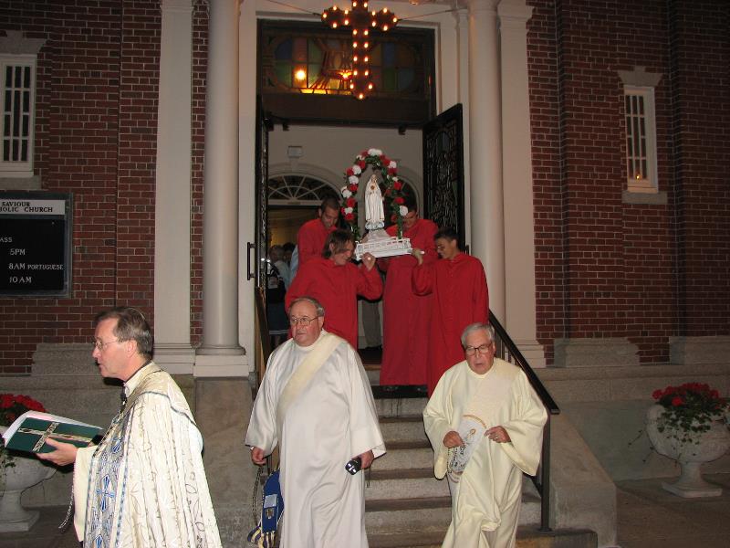 071007_triduum_004.jpg