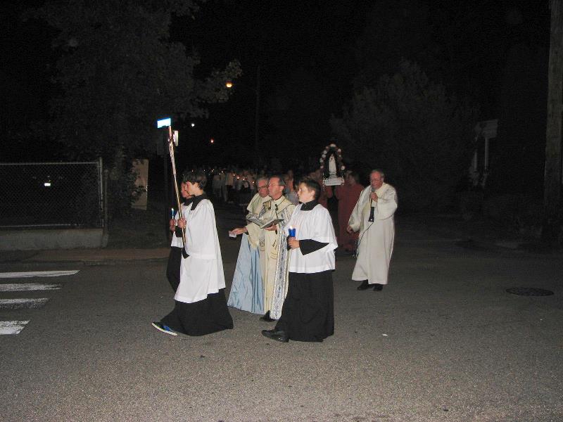 071007_triduum_031.jpg