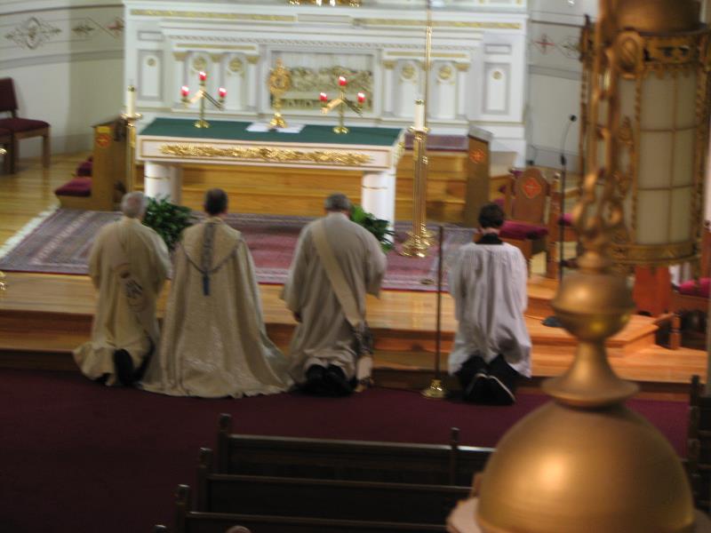 071007_triduum_046.jpg