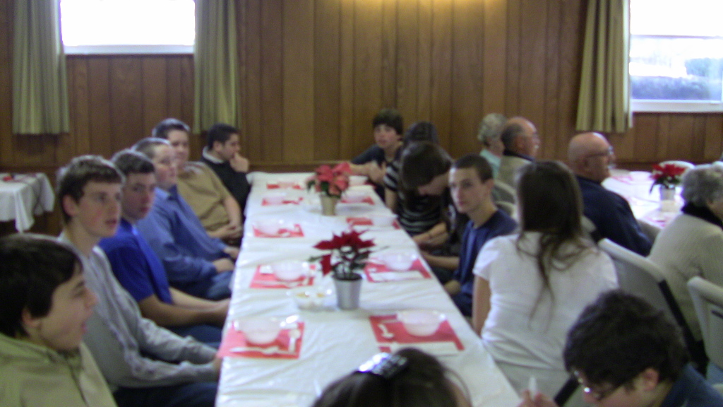 081206_senior_dinner_025.jpg