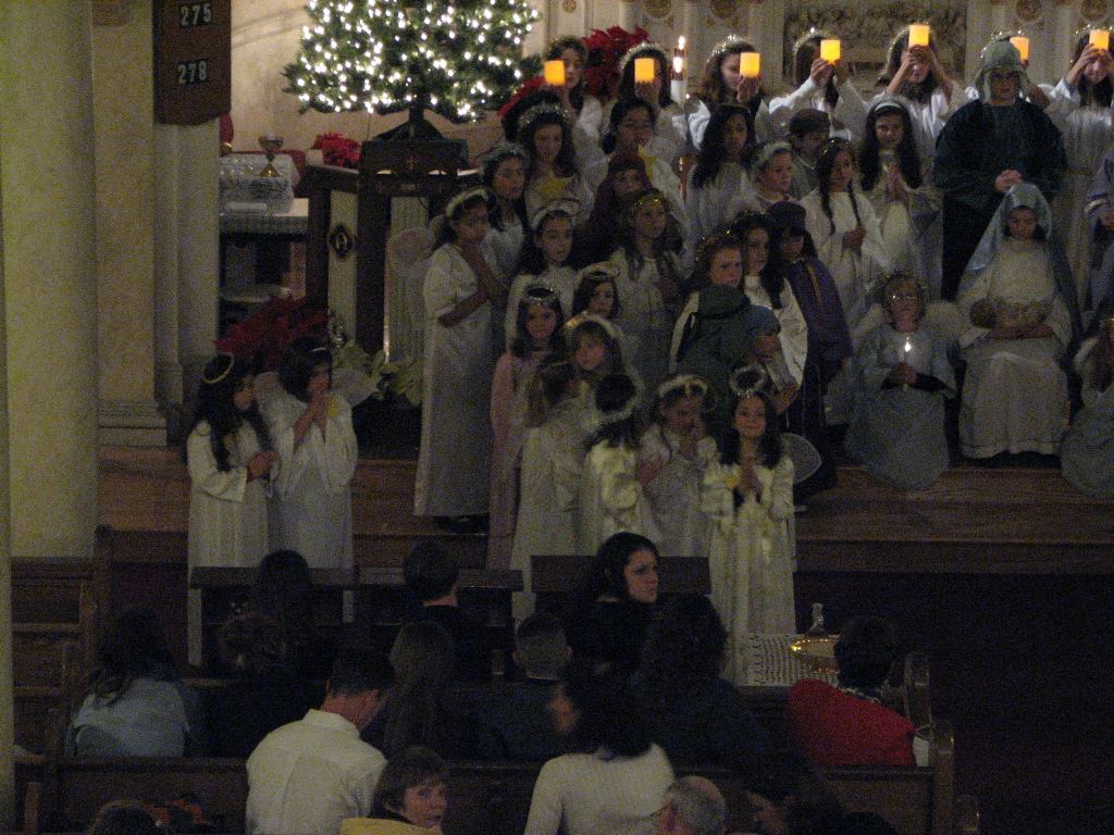 081224_childrens_liturgy_028.jpg